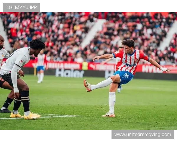 那不勒斯新援古铁雷斯:接到邀请电话毫不犹豫 我渴望为这座城市奉献一切 那不勒斯新援古铁雷斯:接到邀请电话毫不犹豫 我渴望为这座城市奉献一切