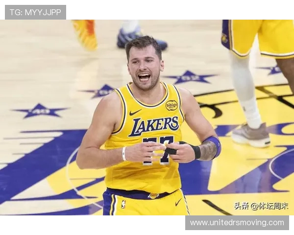 东契奇三双里夫斯26+11 湖人浇灭热火喜迎3连胜